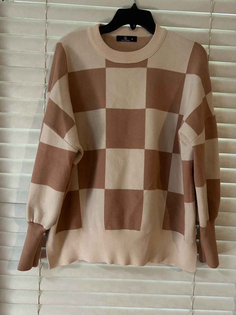 Lillusory Brown Beige Checkered Knit Sweater Size M Oversized Crewneck